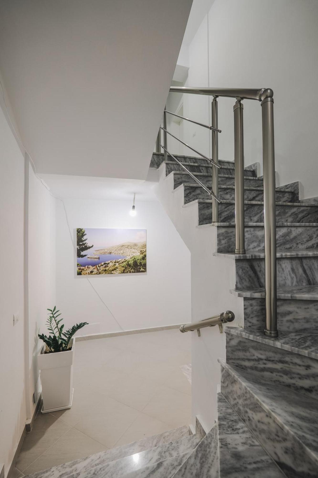 Vila Amare Sarandë Buitenkant foto
