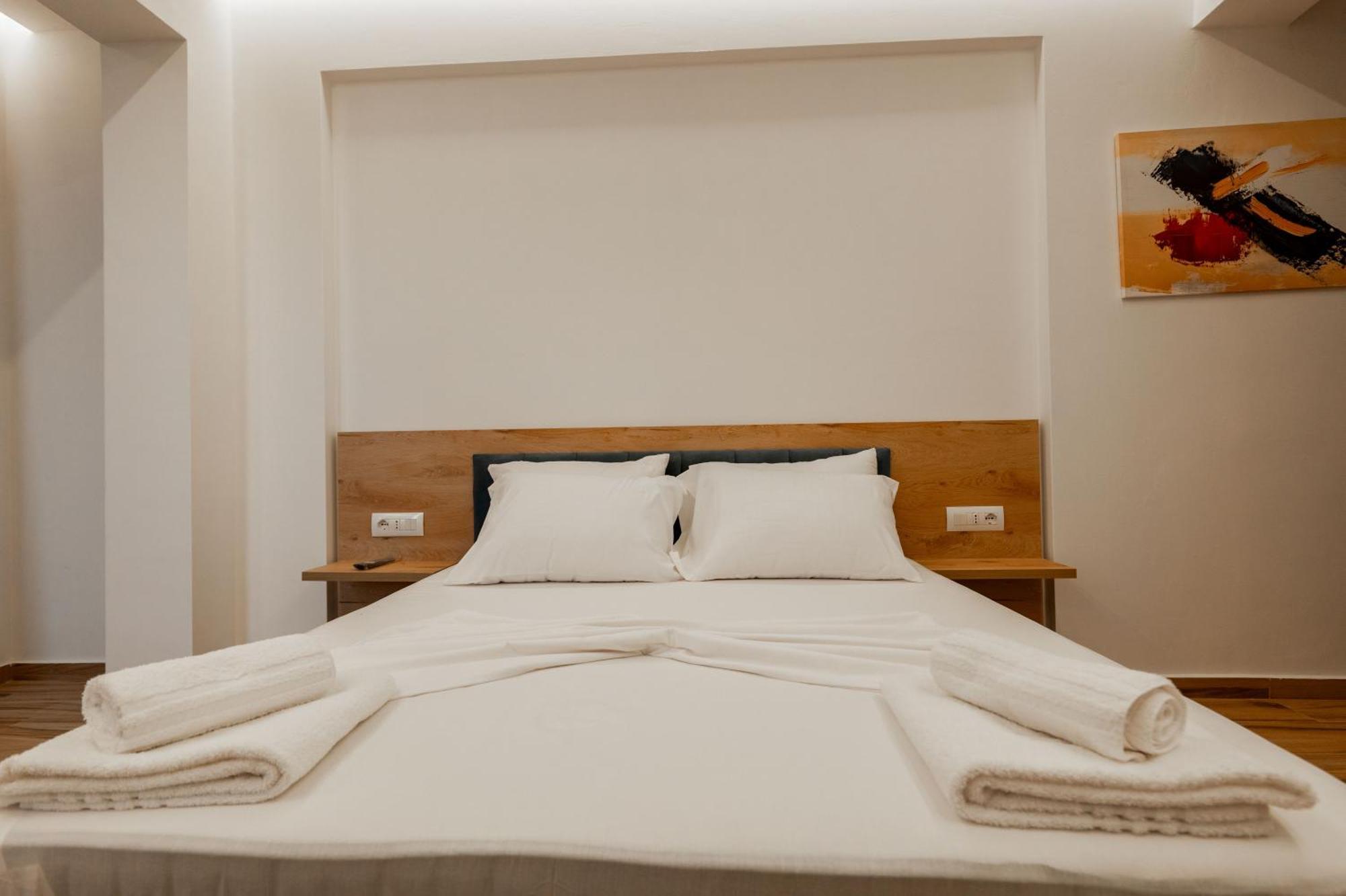 Vila Amare Sarandë Kamer foto