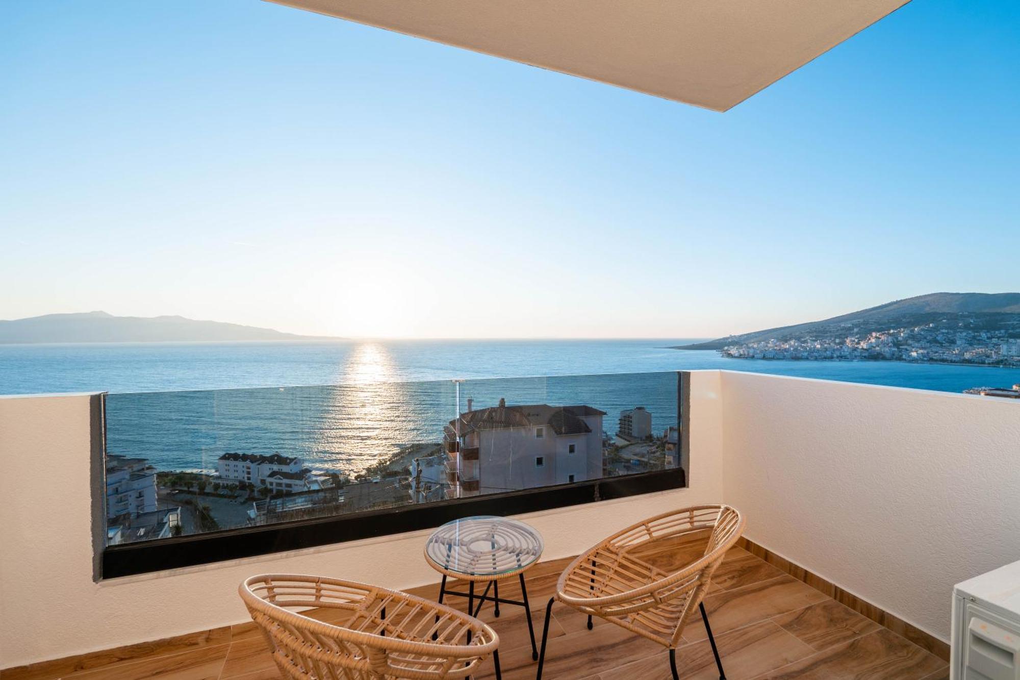 Vila Amare Sarandë Kamer foto